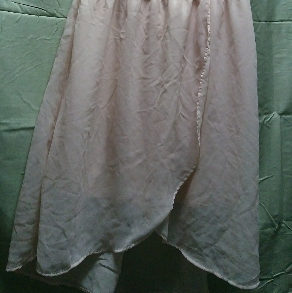 Beige Dress with Roses - Picture 2 of 2